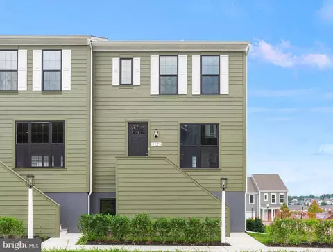 4123 Ridgeview Ave, Mechanicsburg, PA 17055