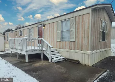 55 Shippensburg Mobile Es Tp, Shippensburg, PA 17257