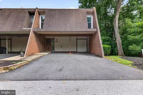 620 Cedar Ridge Ln, Mechanicsburg, PA 17055