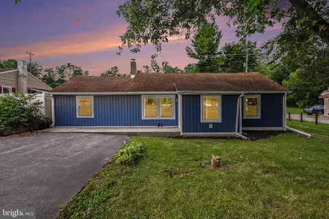 1500 Newville Rd, Carlisle, PA 17015