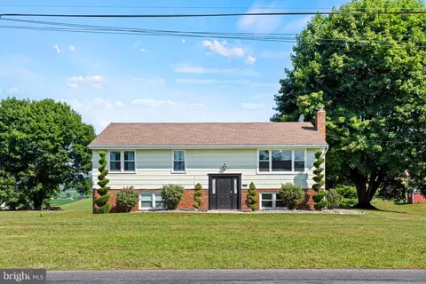 236 Ridge Hl, Mechanicsburg, PA 17050