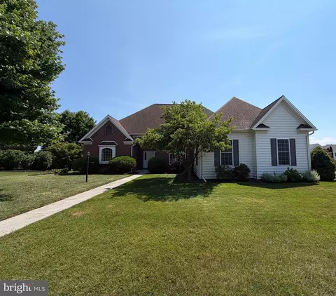 5127 Jennifer Cir, Mechanicsburg, PA 17050