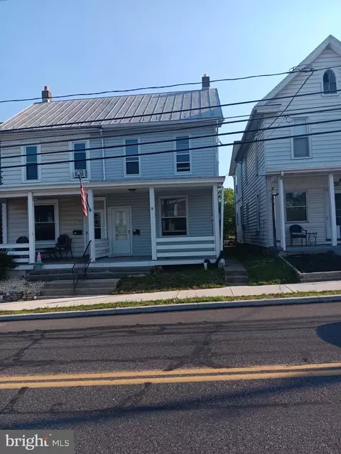 2128 Market St, Camp Hill, PA 17011
