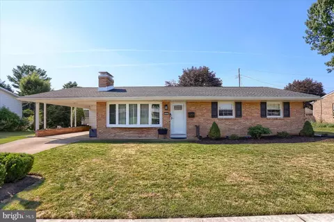 212 W Courtland Ave, Shiremanstown, PA 17011