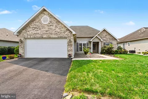 85 Northview Dr, Mechanicsburg, PA 17050
