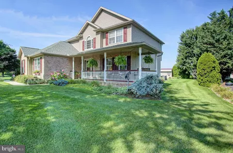 237 Hickory Ln, Shippensburg, PA 17257