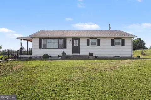 330 Doubling Gap Rd, Newville, PA 17241