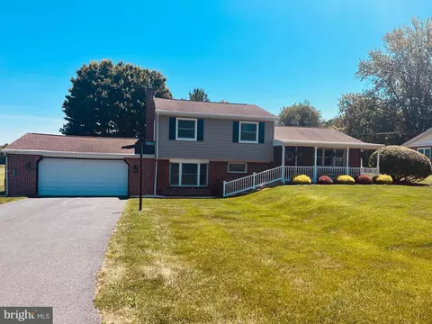 222 Hempt Rd, Mechanicsburg, PA 17050