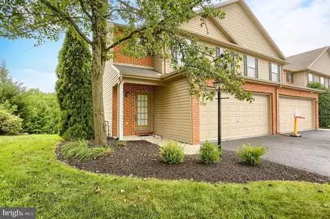 57 Lee Ann Ct, Enola, PA 17025
