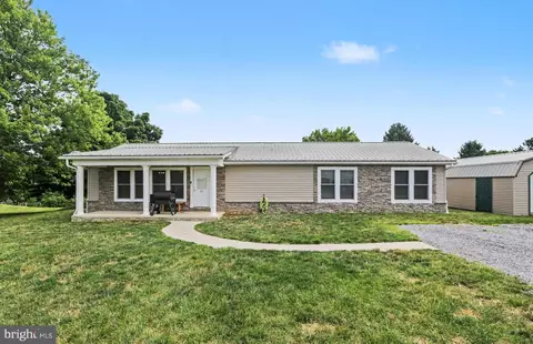 25 Peebles Rd, Newburg, PA 17240