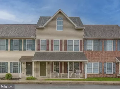 102 S Earl St, Shippensburg, PA 17257