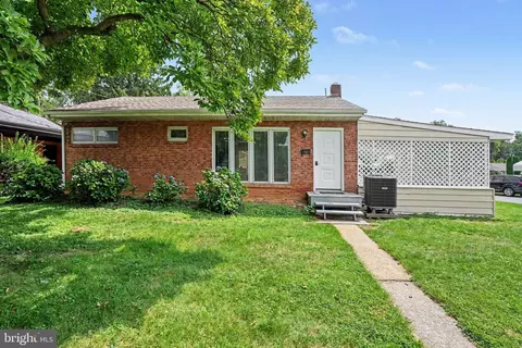 3799 Chestnut St, Camp Hill, PA 17011