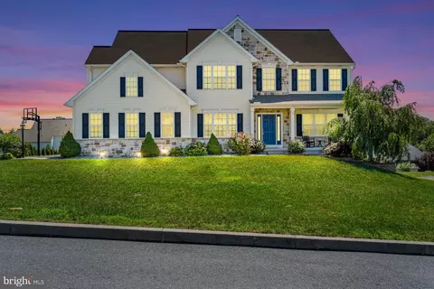 3 Rycroft Rd, Mechanicsburg, PA 17050
