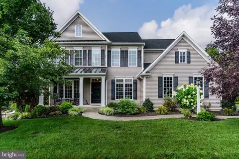 2315 Dewey Ln, Enola, PA 17025