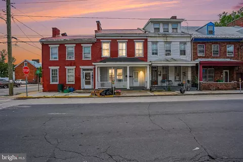 78 E 80 E Pomfret St, Carlisle, PA 17013