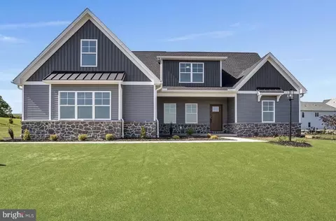 4 Suebecca Dr, Carlisle, PA 17013