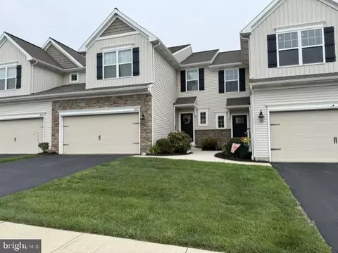 1692 Haralson Dr, Mechanicsburg, PA 17055