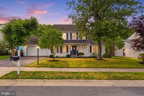 9 Windsor Way, Camp Hill, PA 17011