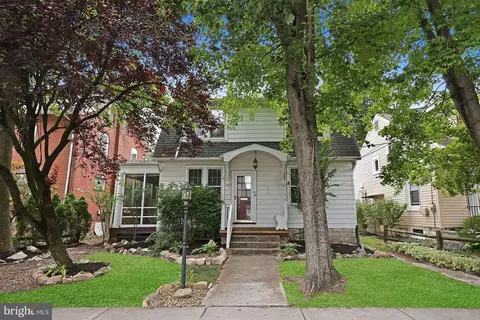 34 S 24th St, Camp Hill, PA 17011