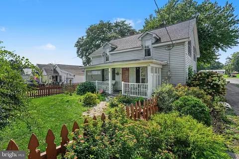 90 Fairview St, Carlisle, PA 17015