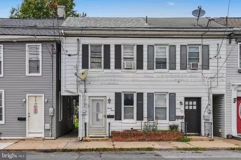 23 E Allen St, Mechanicsburg, PA 17055
