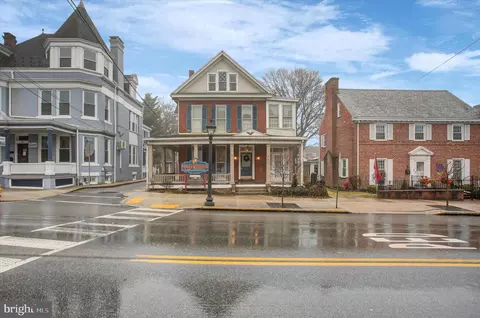 126 E King St, Shippensburg, PA 17257