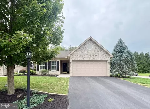 86 Keswick Dr, Mechanicsburg, PA 17050