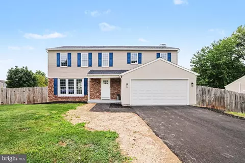2308 Buckingham Ave, Mechanicsburg, PA 17055