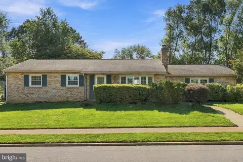 3 S West Ave, Shiremanstown, PA 17011