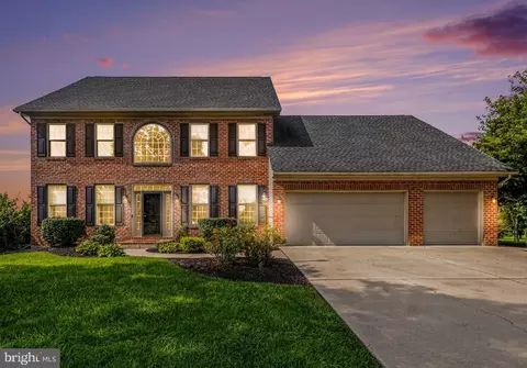 4 Mayfield Ct, Carlisle, PA 17013