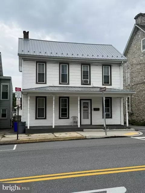 425 E King St, Shippensburg, PA 17257