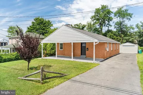 526 W Cumberland Rd, Enola, PA 17025