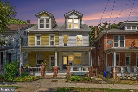 131 Bosler Ave, Lemoyne, PA 17043