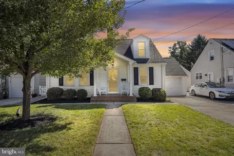 1027 N College St, Carlisle, PA 17013