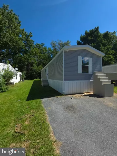 333 Bahama Cir, Carlisle, PA 17015