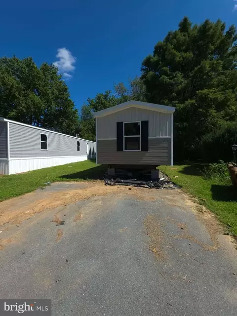 335 Bahama Cir, Carlisle, PA 17015