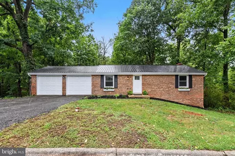 73 Sharon, Enola, PA 17025