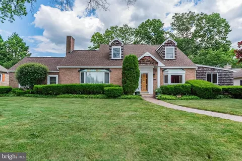 519 Devon Rd, Camp Hill, PA 17011