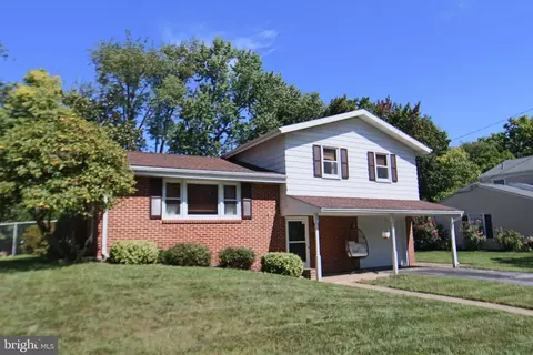 245 Glenn Rd, Camp Hill, PA 17011