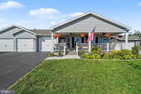 162 Glenridge Dr, Carlisle, PA 17015