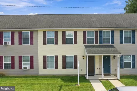 143 S Seneca St, Shippensburg, PA 17257