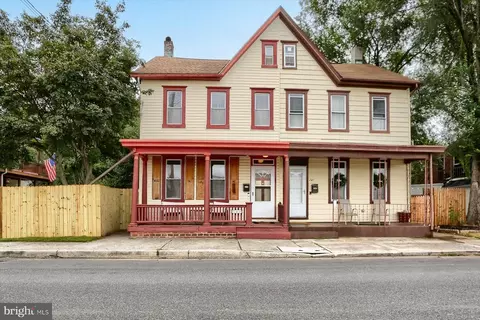 249 Lincoln St, Carlisle, PA 17013