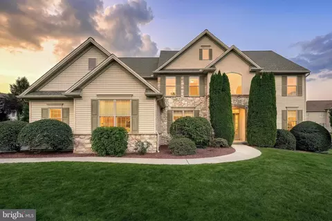 5680 Charlton Way, Mechanicsburg, PA 17050