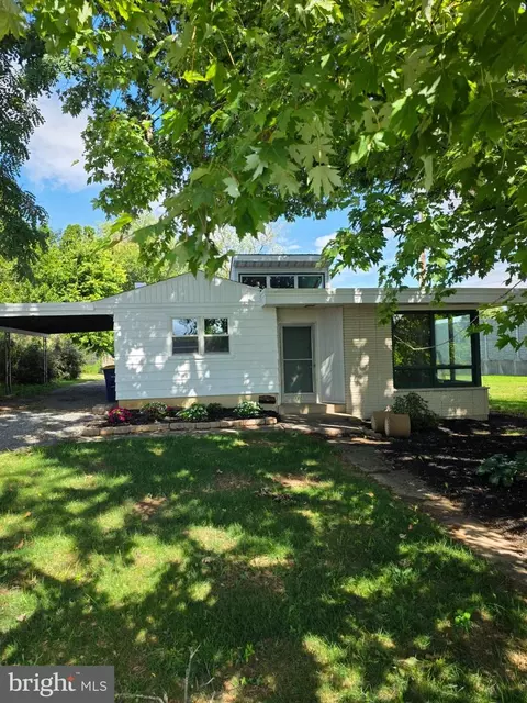 1109 Rana Villa Ave, Camp Hill, PA 17011