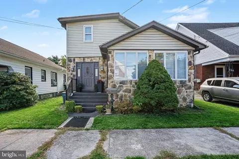 124 S 15th St, Camp Hill, PA 17011