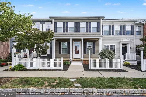 48 Tavern House Hl, Mechanicsburg, PA 17050