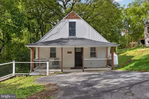1600 Sheepford Rd, Mechanicsburg, PA 17055