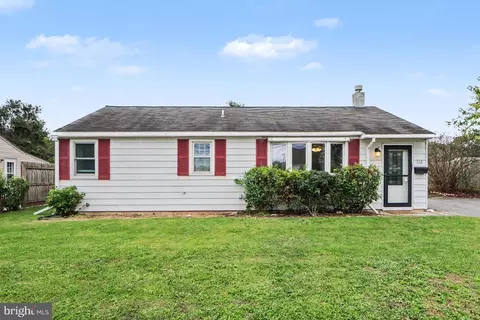 532 N Enola Dr, Enola, PA 17025