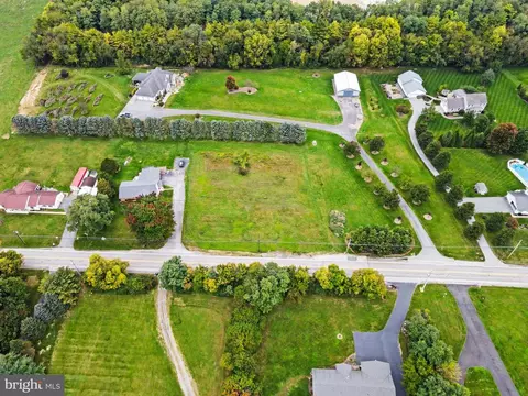 1204 W Trindle Rd, Mechanicsburg, PA 17055