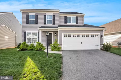 944 W North St, Carlisle, PA 17013